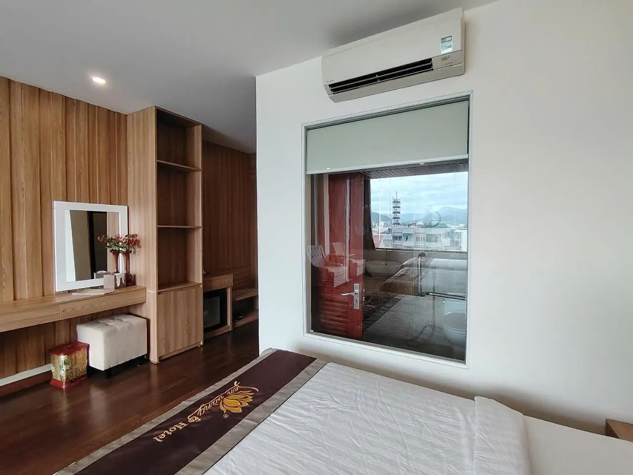 Sen Vang Luxury Hotel Nha Trang