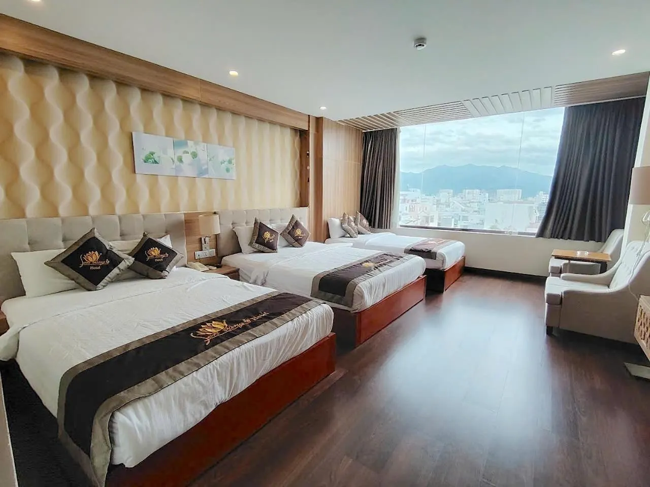 Sen Vang Luxury Hotel Nha Trang