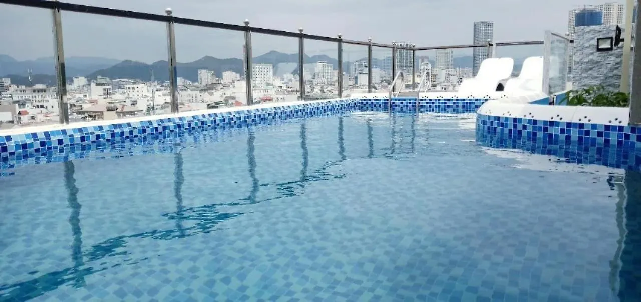 Sen Vang Luxury Hotel Nha Trang 3*,